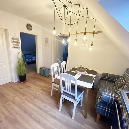 Ferien Im Wangerland Ferienwohnung Leuchtturm Minsen Schillig Hund Pool Sauna Norderaltendeich エクステリア 写真