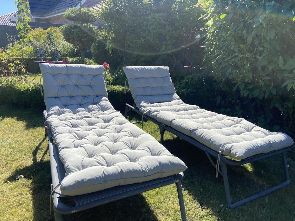 Ferien Im Wangerland Ferienwohnung Leuchtturm Minsen Schillig Hund Pool Sauna Norderaltendeich エクステリア 写真