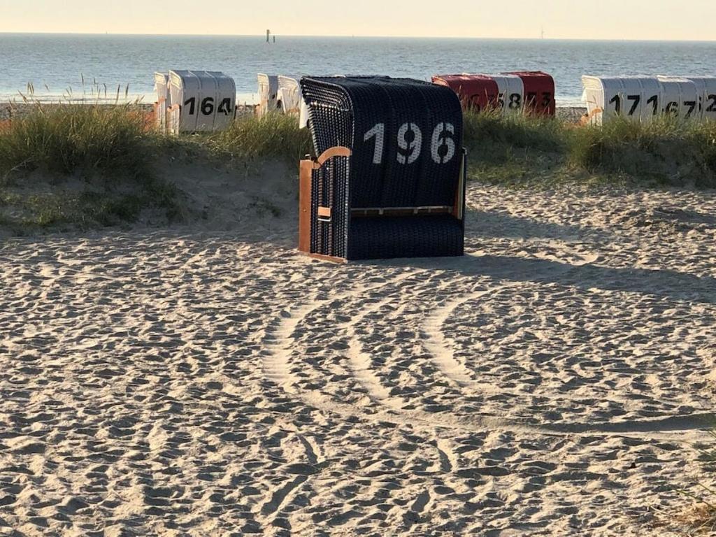 Ferien Im Wangerland Ferienwohnung Leuchtturm Minsen Schillig Hund Pool Sauna Norderaltendeich エクステリア 写真