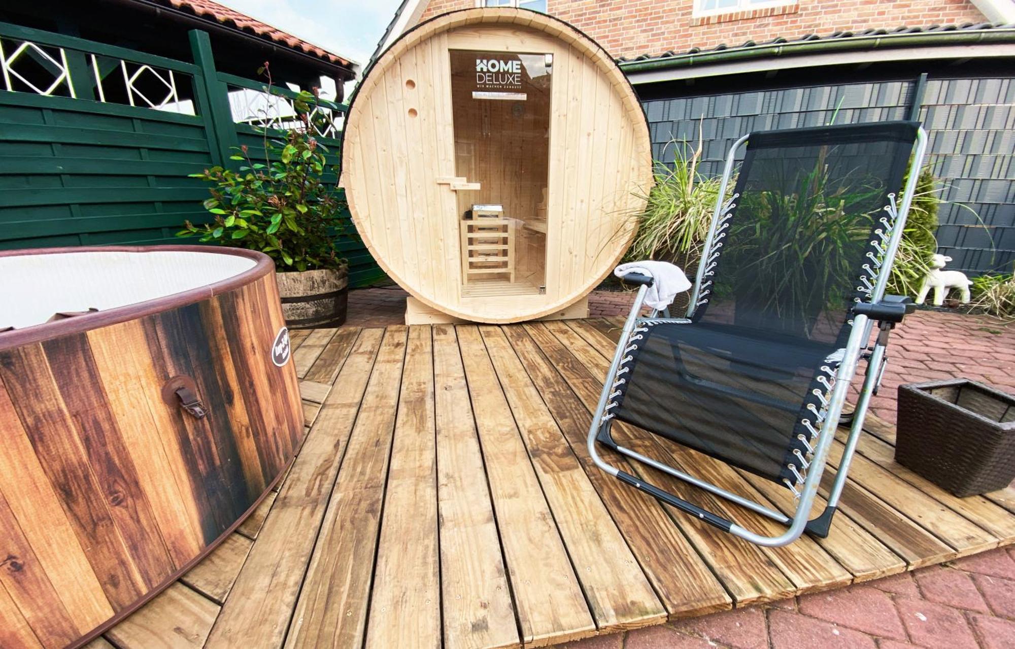 Ferien Im Wangerland Ferienwohnung Leuchtturm Minsen Schillig Hund Pool Sauna Norderaltendeich エクステリア 写真