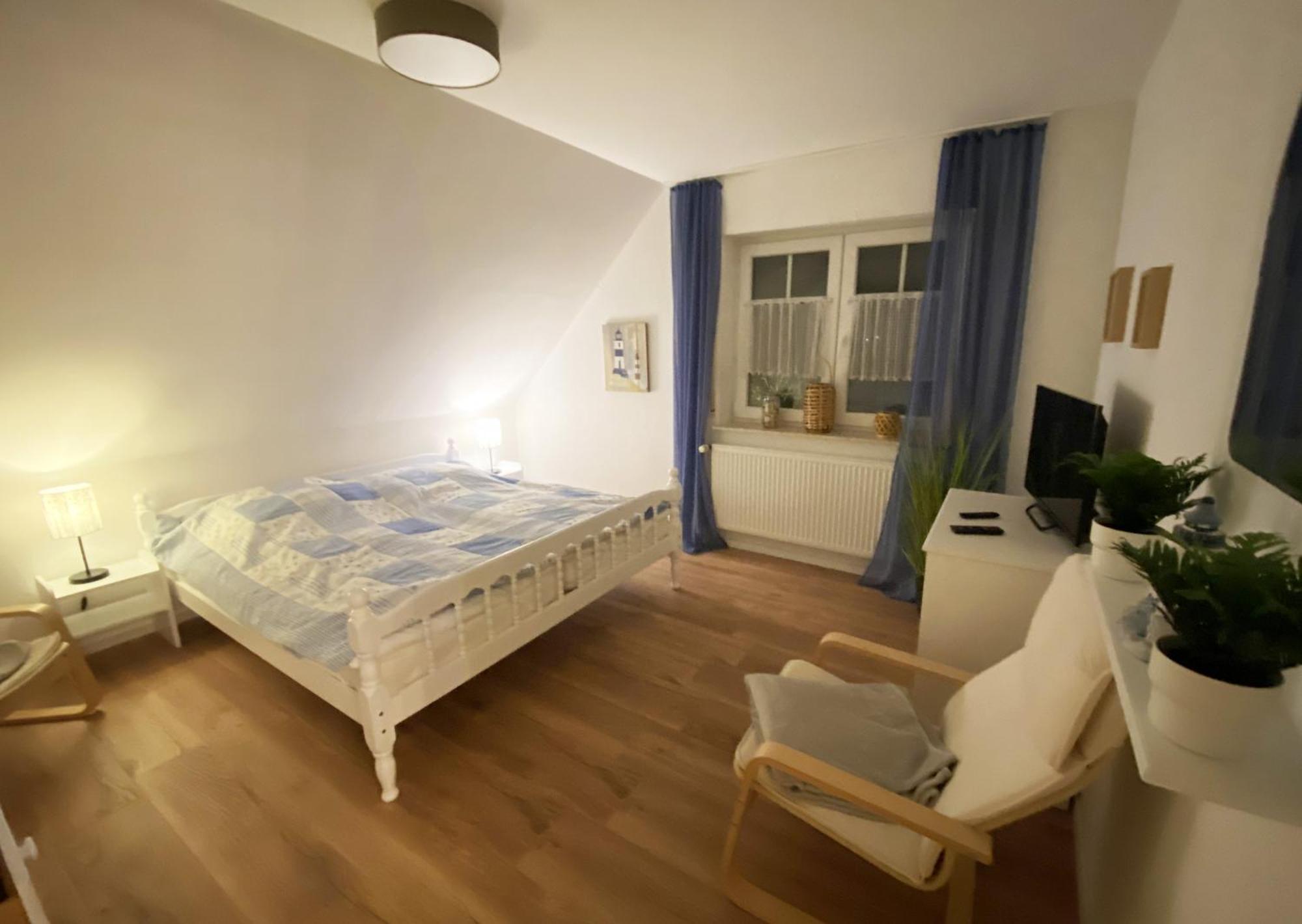 Ferien Im Wangerland Ferienwohnung Leuchtturm Minsen Schillig Hund Pool Sauna Norderaltendeich エクステリア 写真